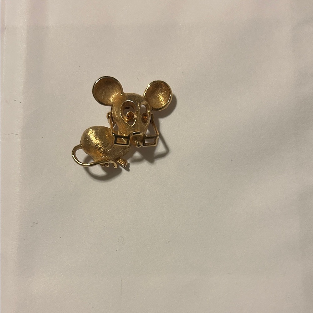 AVON Mouse Pin / Brooch - Picture 1 of 3
